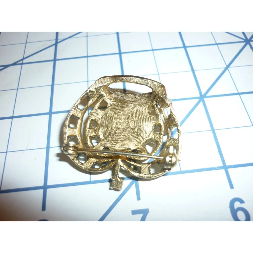 Vintage Mid Century Red Jelly Belly‎ Crown Brooch Pin Faux Pearl Gold Tone